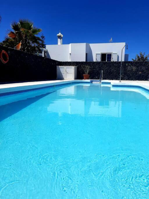 Villa Toledo Тиас Экстерьер фото